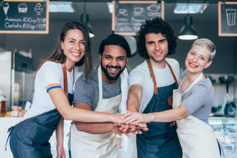 Équipe diverse au travail
